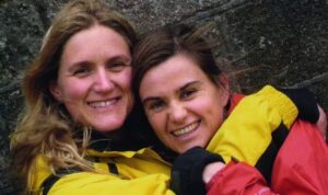 Kim Leadbeater and her sister Jo Cox.